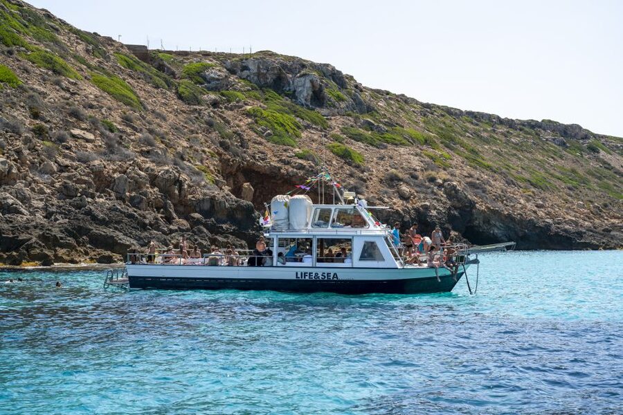 El Arenal, Mallorca: Bay of Palma Boat Tour with Snorkeling - The southern coast from El Arenal to the swimming cove
