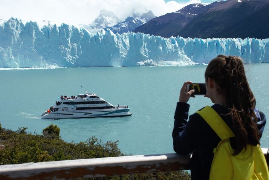 El Calafate: Glaciers Gourmet Experience - Full Day Cruise - Seco, Heim, and Spegazzini from four outer decks