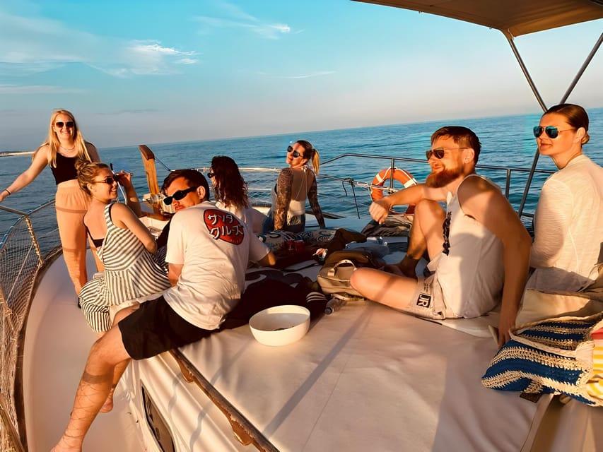 Estepona: Dolphins Searching Sea Cruise with Drink & Snacks - Weather, comfort, and practical planning