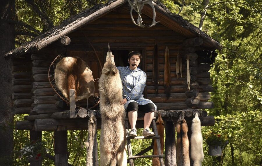 Fairbanks: Riverboat Cruise and Local Village Tour - The Athabascan Village Walk