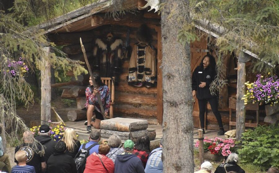 Fairbanks: Riverboat Cruise and Local Village Tour - Trail Breaker Kennel and the Dog-Mushing Demonstration