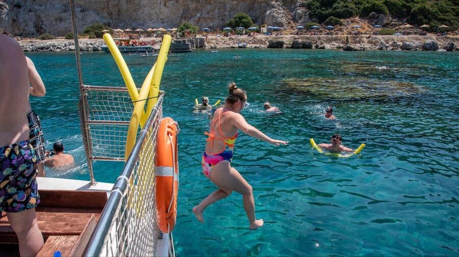 Faliraki: Boat Trip to Afantou Caves, Antony Quinn, Ladiko - Anthony Quinn Bay: the best place to see fish