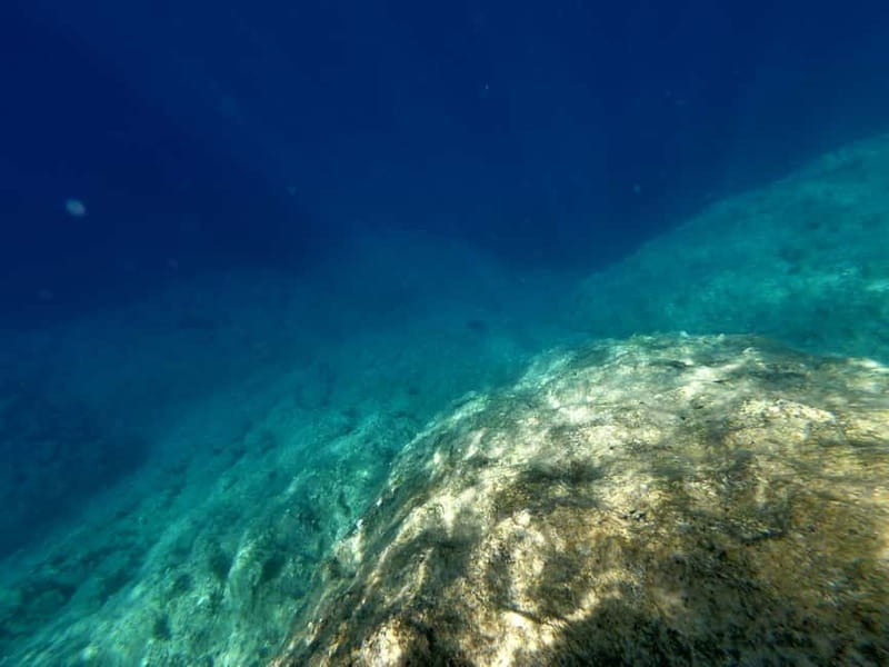 Faliraki: Boat Trip to Anthony Quinn & The Caves with Drinks - Cold drinks and the practical value of the open bar