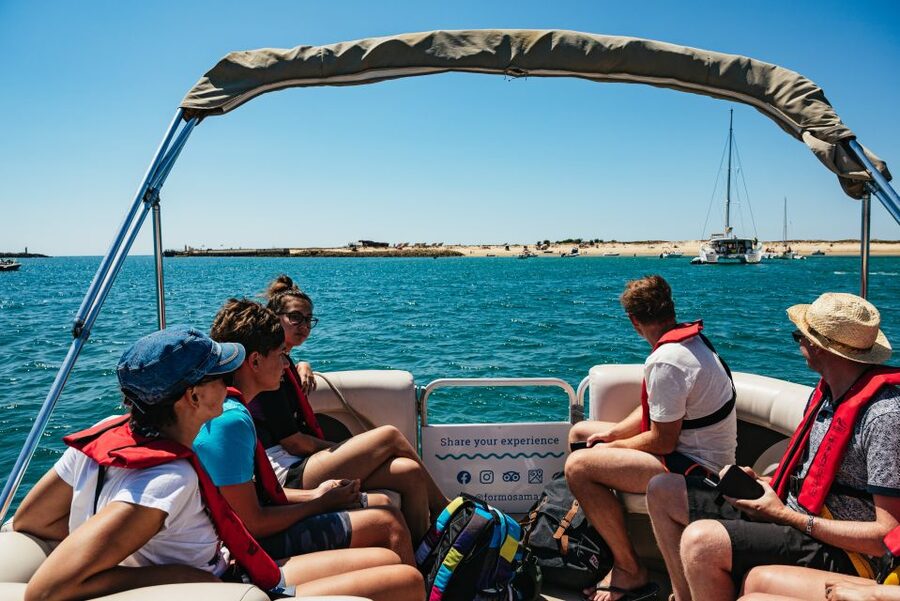 Faro: Deserta Island and Farol Island Catamaran Boat Trip - Key points to know before you book