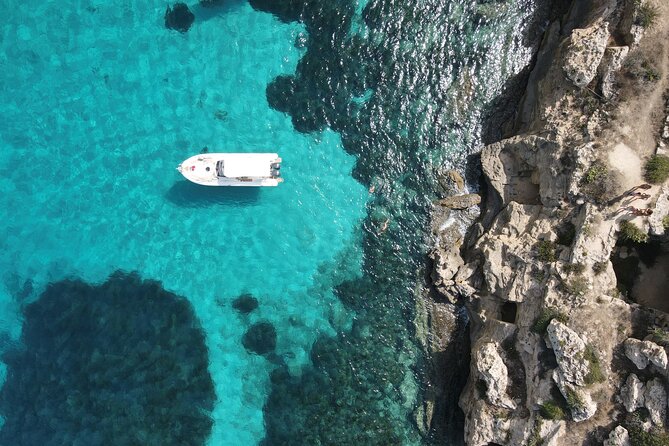 Favignana and Levanzo, Egadi islands tour by boat from Trapani - The Lovers’ Cave and changing sea conditions