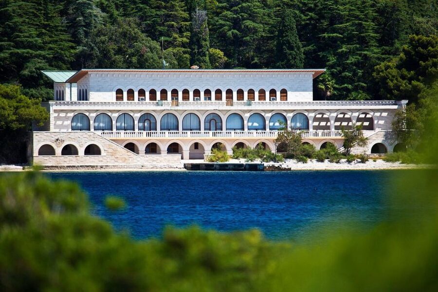 Fazana: Brijuni National Park Scenic Boat Tour & Swimming - Finding the Kristina at Fazana pier