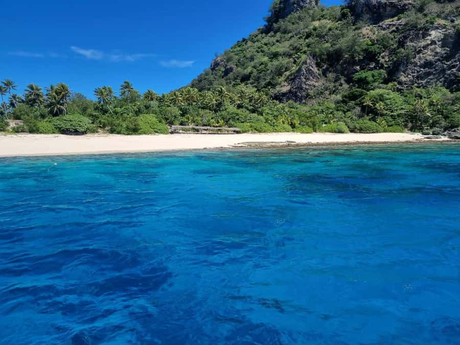 Fiji: Authentic Fijian Day Cruise by Boat - The sand island and its clear-water snorkeling