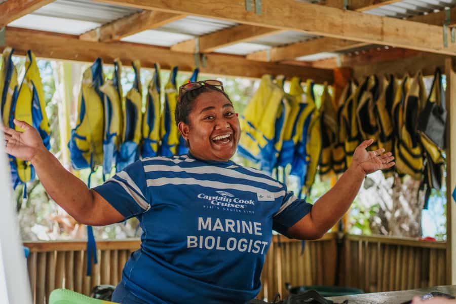 Fiji: Captain Cook Cruises - Island & Reef Day Trip - A short island visit with a lot packed in