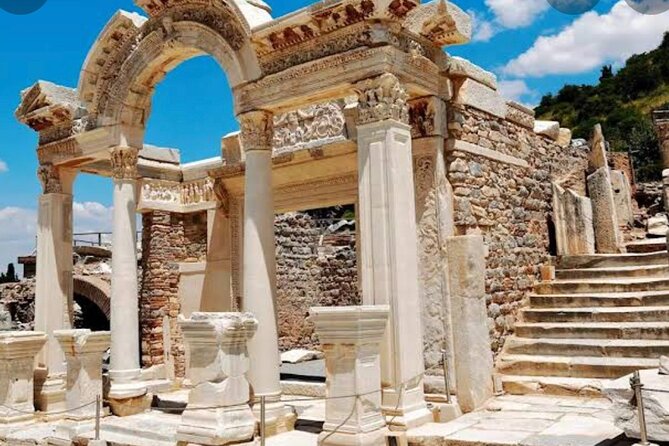 FOR CRUISERS: Skip The Lines PRIVATE EPHESUS TOUR &On Time Return - Kusadasi sights near the harbor