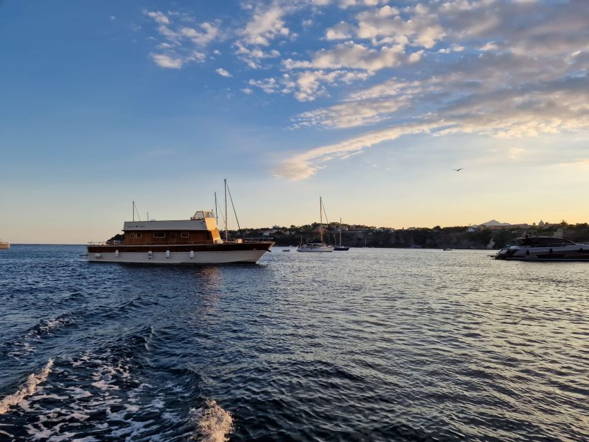 Forio: Ischia Island Boat Tour with Local Lunch and Swimming - San Francesco Beach and the ride back to Forio