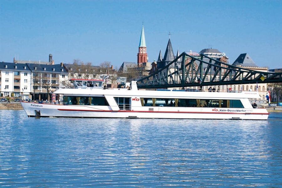 Frankfurt: 1-Hour Panorama Boat Cruise on the river Main - What this one-hour cruise really shows you