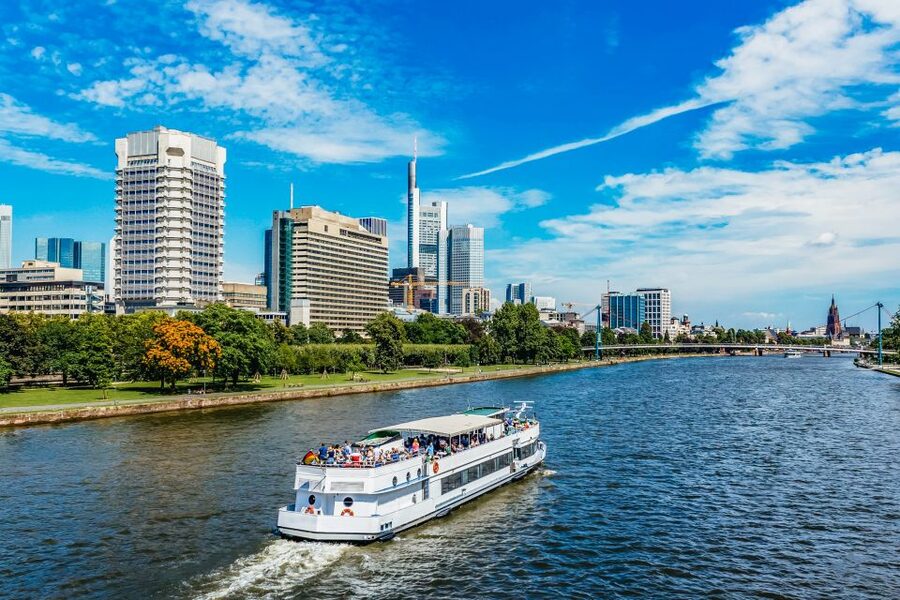 Frankfurt: River Main Sightseeing Cruise with Commentary - Is the $18 fare good value?