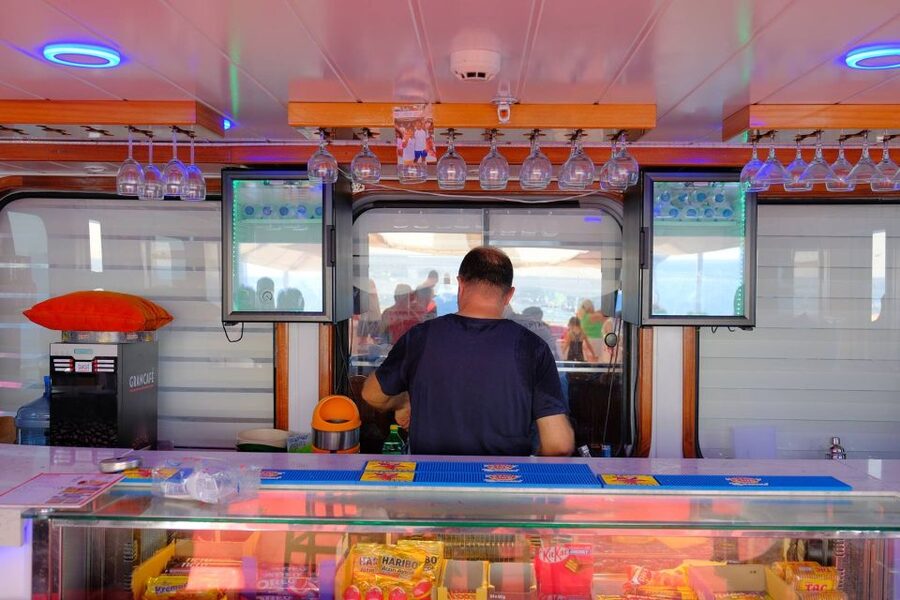 From Alanya: Boat Tour with Unlimited Soft Drinks and Lunch - Music, dancing, and the foam party