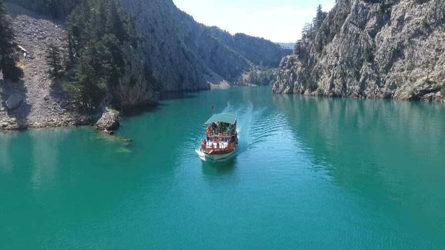From Alanya: Green Canyon Day Trip with Lunch and Boat Ride - Fishing and the return cruise