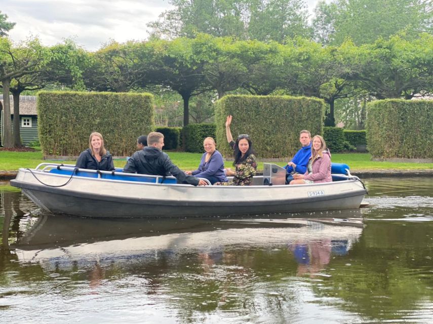 From Amsterdam: Giethoorn Day Trip with Small Electric Boat - Leaving Amsterdam and crossing the Dutch countryside