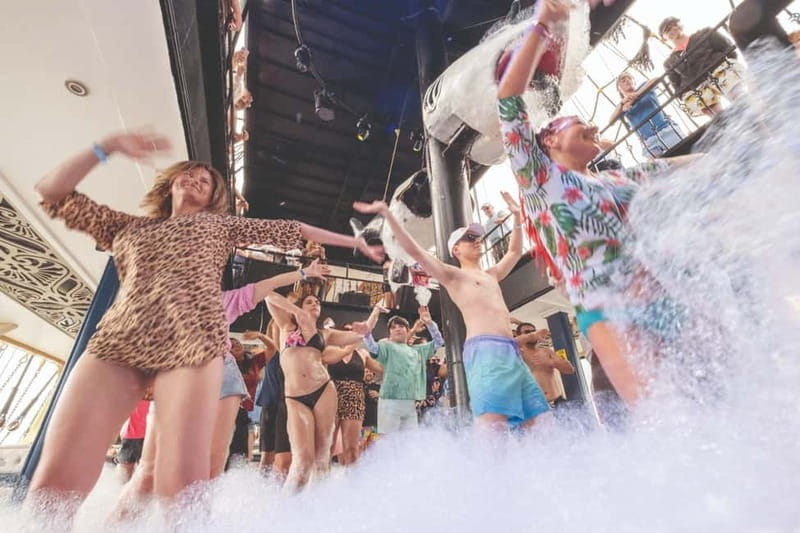 From Antalya/Kemer: All-Inclusive Party Boat with Lunch - Setting sail from Kemer Marina on the Monster boat