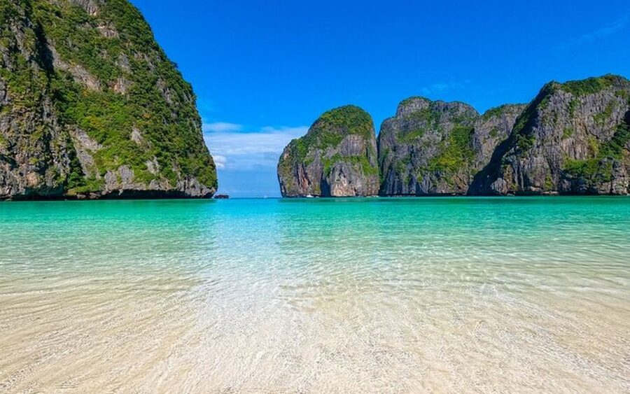 From Ao Nang: Phi Phi Islands Day Tour by Boat with Lunch - How to make the day more comfortable