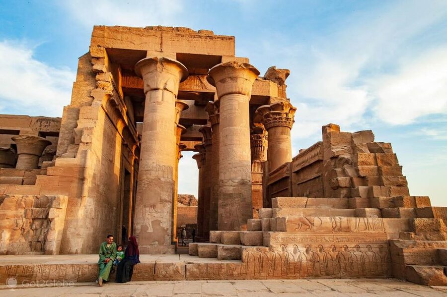 From Aswan: 3-Day Cruise to Luxor with Hot Air Balloon - Karnak, Luxor Temple, and the long finish