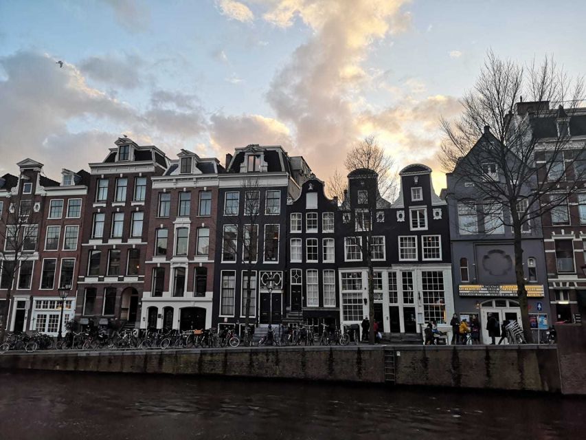 From Brussels: Day Trip to Amsterdam with Canal Boat Cruise - Should you book the Brussels to Amsterdam day trip?
