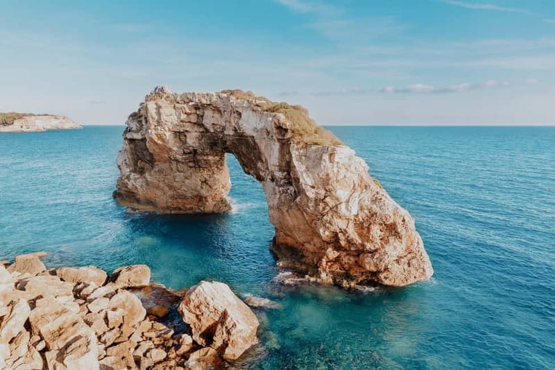 From Cala Figuera: Boat Tour to Cala Marmols & Caló de Moro - S’Almunia and Caló des Moro bring the blue water