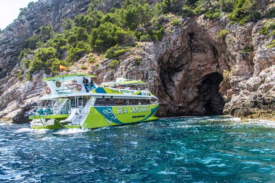 From Cala Millor: East Coast Glass-Bottom Boat Trip - The three-hour route to Cala Romantica