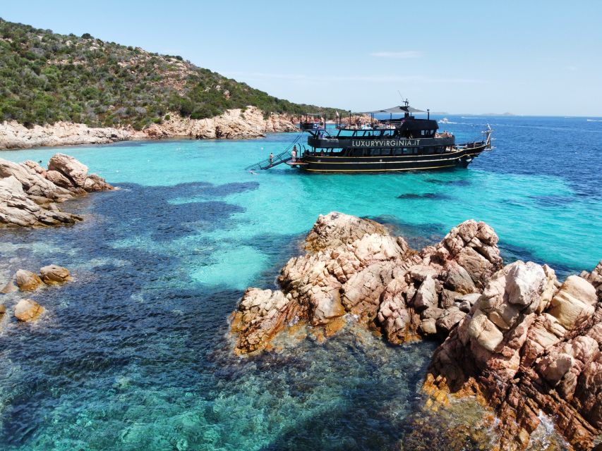 From Cannigione: La Maddalena Archipelago Boat Trip - La Maddalena town: a useful hour ashore