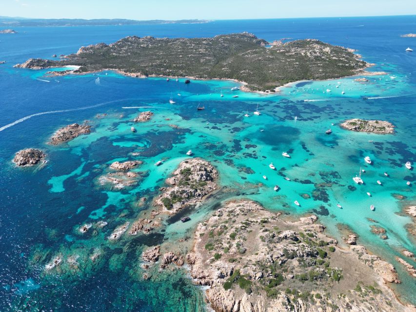 From Cannigione: La Maddalena Archipelago Boat Trip - Food, drinks, Wi-Fi, and the practical details onboard