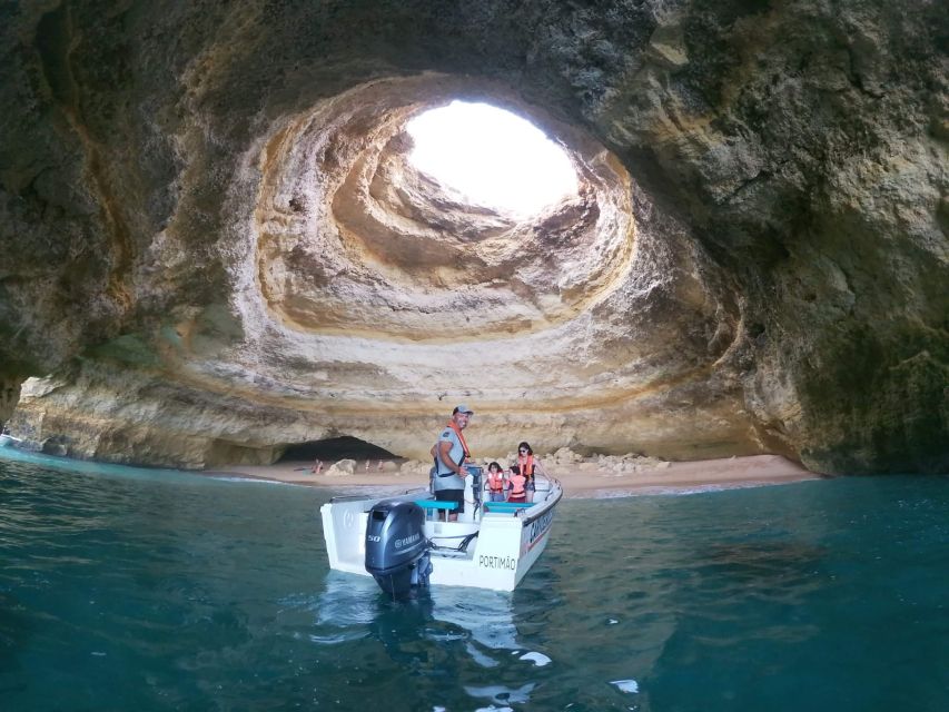 From Carvoeiro: Benagil Caves and Praia da Marinha Boat Trip - The first 15 minutes: Carvoeiro’s caves and cliffs