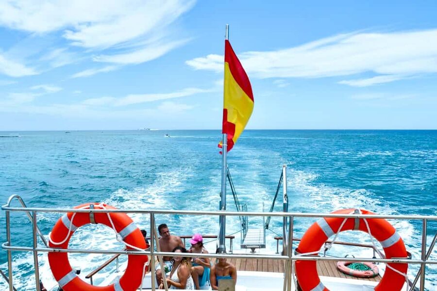 From Corralejo: Lobos Island Boat and Snorkel Activity - Climbing La Caldera Volcano
