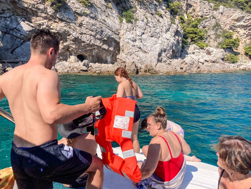 From Dubrovnik/Cavtat: Blue Cave, Sunj Beach Speed Boat Tour - How the timing affects the day