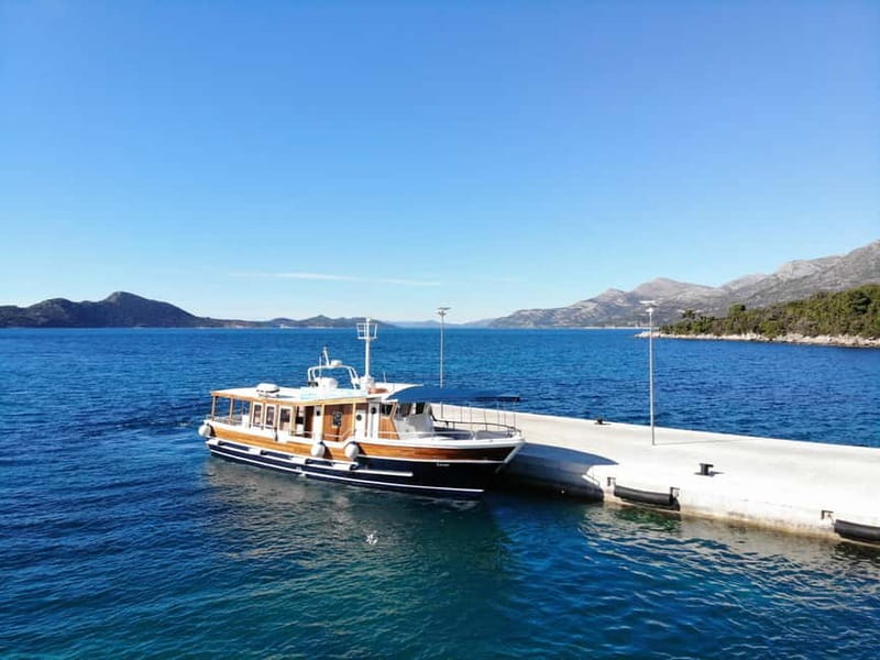 From Dubrovnik: Hop-On-Hop-Off Elaphiti Islands Boat Tour - Leaving Gruž Port for the Elaphiti Islands