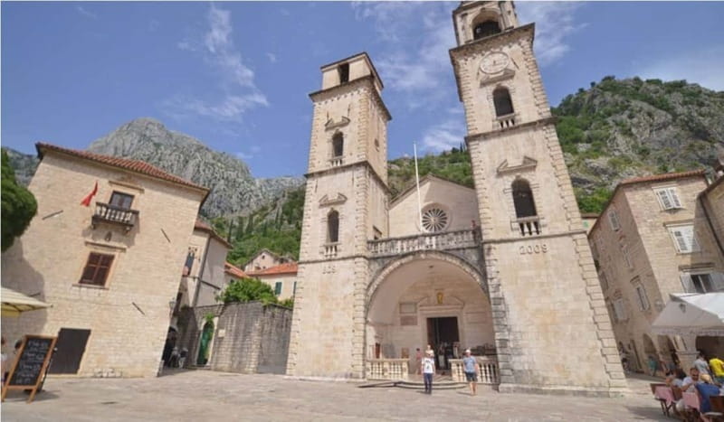 From Dubrovnik: Montenegro Day Trip with Boat Cruise - Who should book this day trip?