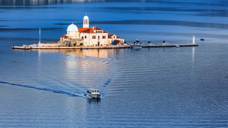 From Dubrovnik: Montenegro Day Trip with Cruise in Kotor Bay - The early pickup and the road through Konavle