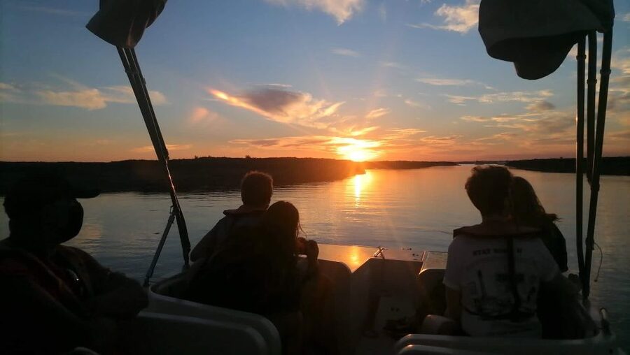From Faro: Ria Formosa Sunset Boat Trip - What the one-hour route feels like