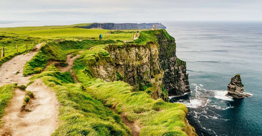 From Galway: Aran Islands and Cliffs of Moher Tour & Cruise - Free time on Inis Oirr