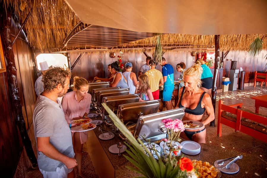 From Hurghada: Paradise Island Snorkeling Cruise with Lunch - Who will enjoy this Red Sea day most?