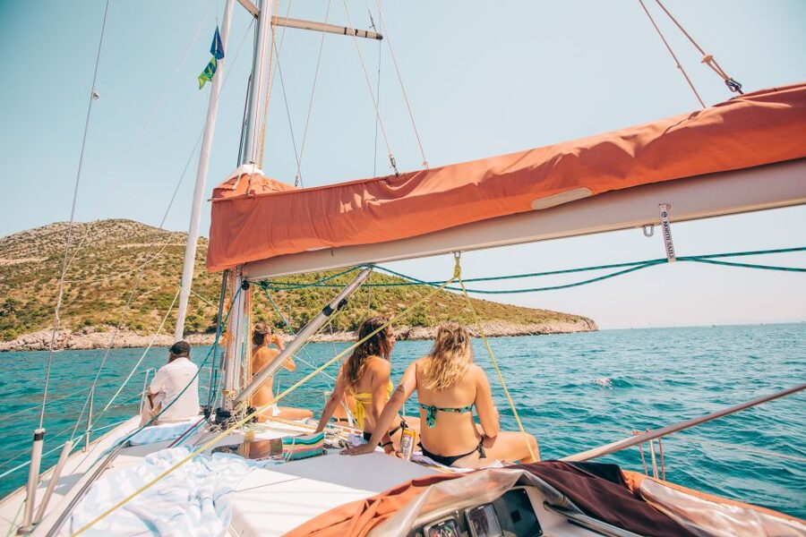 From Hvar: Boat Tour to Pakleni Islands on a Comfort Yacht - The second bay: more time to paddle or simply stop