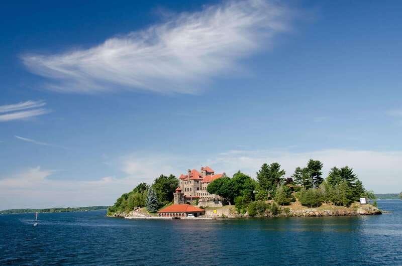 From Ivy Lea: 1000 Islands Boldt Castle Scenic Cruise - Why the 1000 Islands look best from a boat