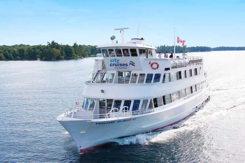 From Ivy Lea: 1000 Islands Boldt Castle Scenic Cruise - What the boat is like onboard
