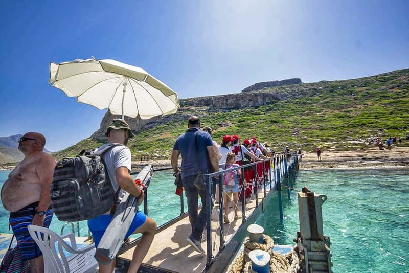 From Kissamos Port: Boat Cruise to Balos Lagoon & Gramvousa - What the large boat does well