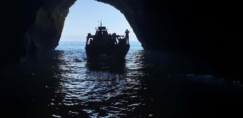 From Lagos: Benagil Caves Catamaran Cruise - Why this cruise works from Lagos