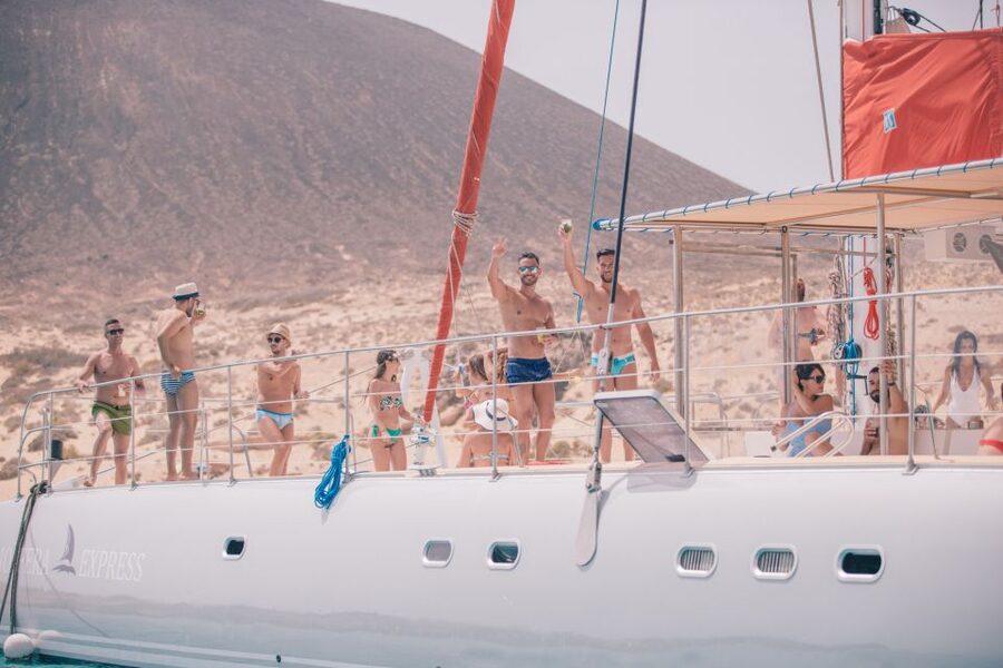From Lanzarote: Sailing Day Trip Around La Graciosa - Francesa Beach: swimming, snorkeling, and kayaking