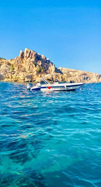 From Malta/Gozo: Comino & Crystal Lagoon Private Boat Trip - Sea caves and secluded coves