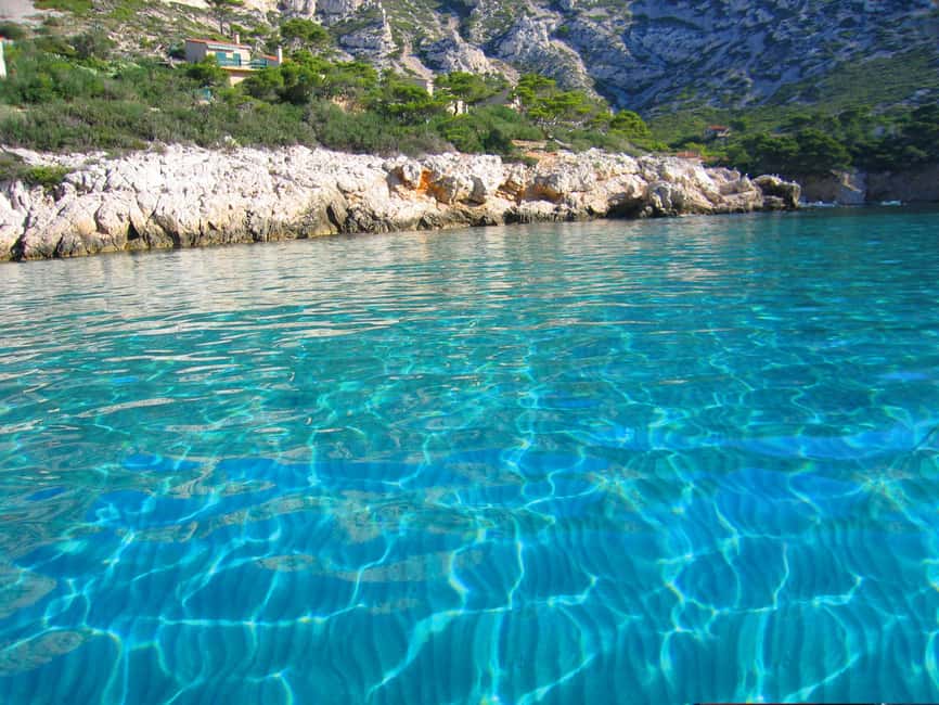 From Marseille: Iconic Calanques Boat Tour with Swimming - Weather, waves, and the best time to book