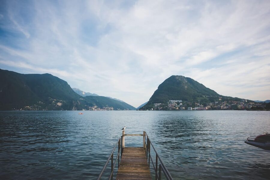 From Milan: Como, Bellagio, Lugano Day Tour & Lake Cruise - Como: cathedral, squares, and a first look at the lake