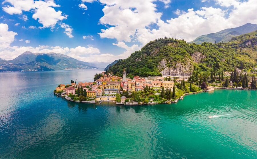 From Milan: Como, Lugano and Bellagio Exclusive Boat Cruise - Meeting the bus in Milan