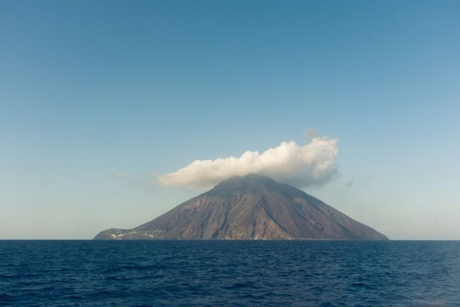 From Milazzo: Panarea and Stromboli Boat Trip by Night - Panarea in two hours