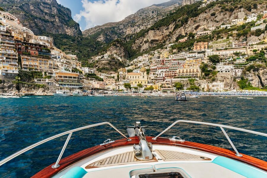 From Naples: Positano and Amalfi Boat Tour with Drinks - Drinks, Snacks, and Limoncello Aboard