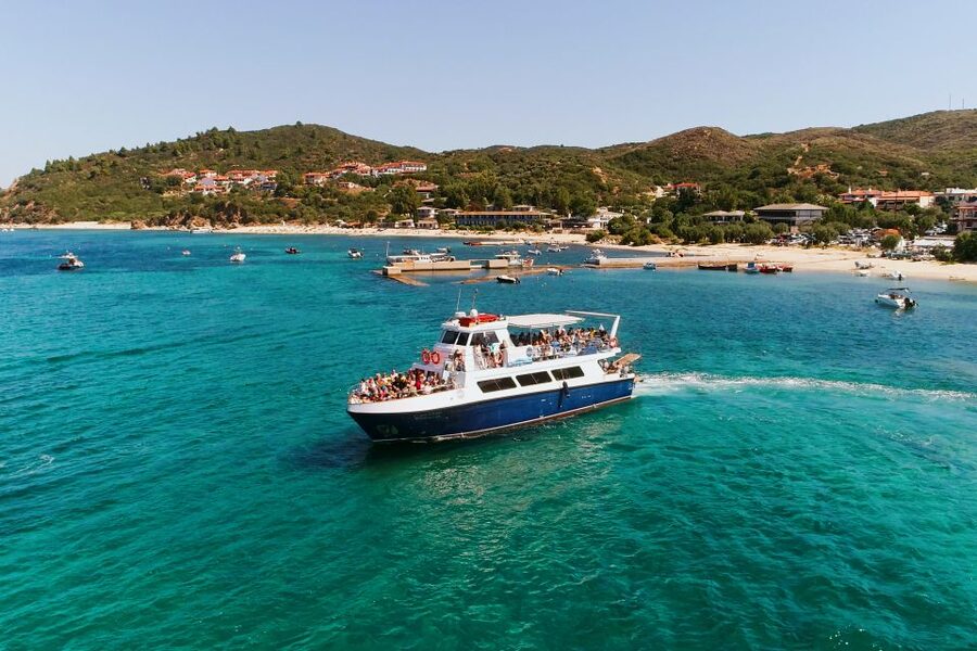 From Ouranoupolis: Cruise to Mount Athos Monasteries - What the 210-minute cruise actually feels like