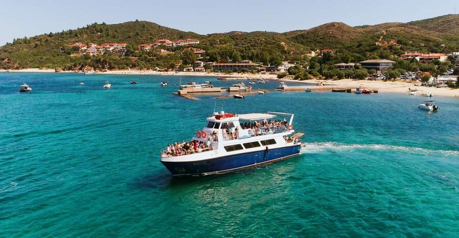 From Ouranoupolis: Cruise to Mount Athos Monasteries - The history behind the view